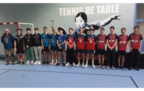 INTERCLUBS : LES JUNIORS MEDAILLE DE BRONZE !
